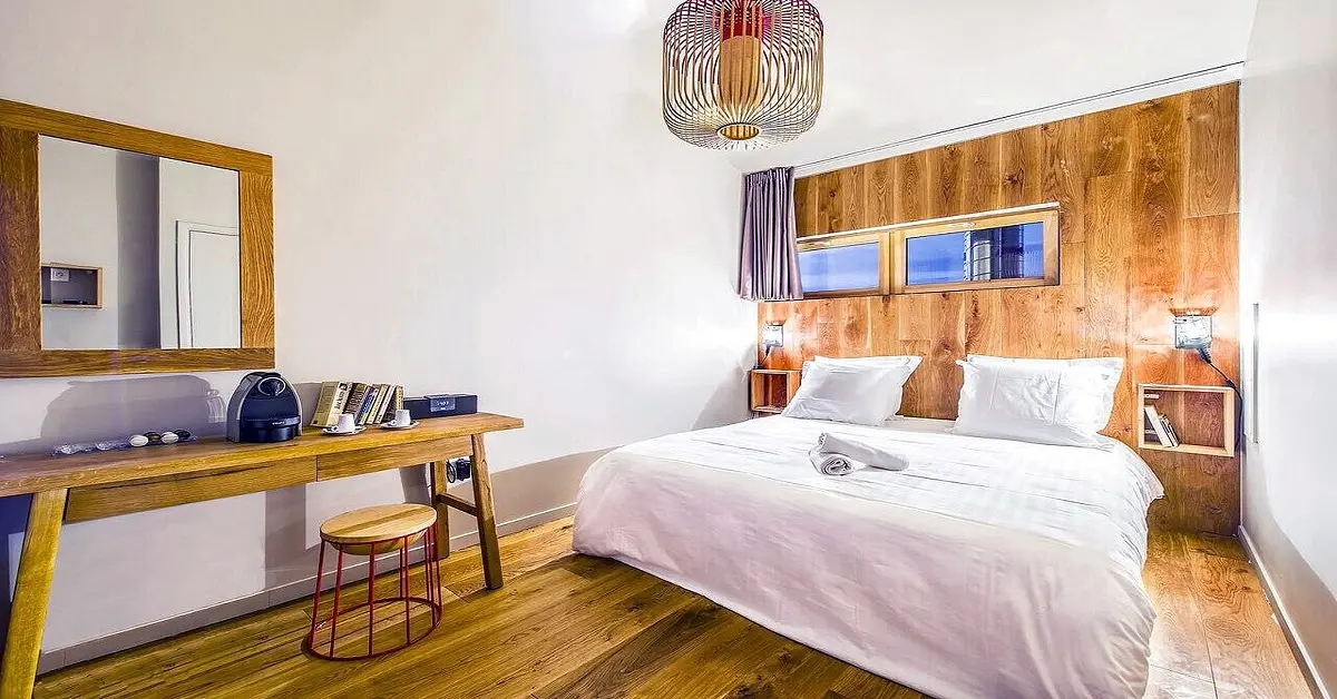 best private hostel for girls near me