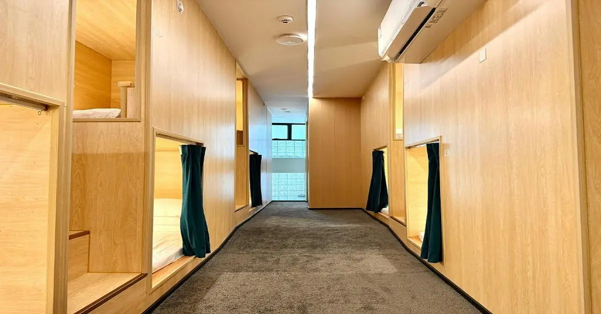 girls hostel near ghanta ghar chowk multan